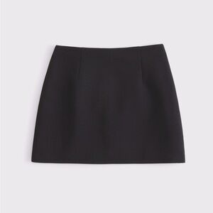 ABERCROMBIE A&F SCARLETT SUITING MINI SKORT